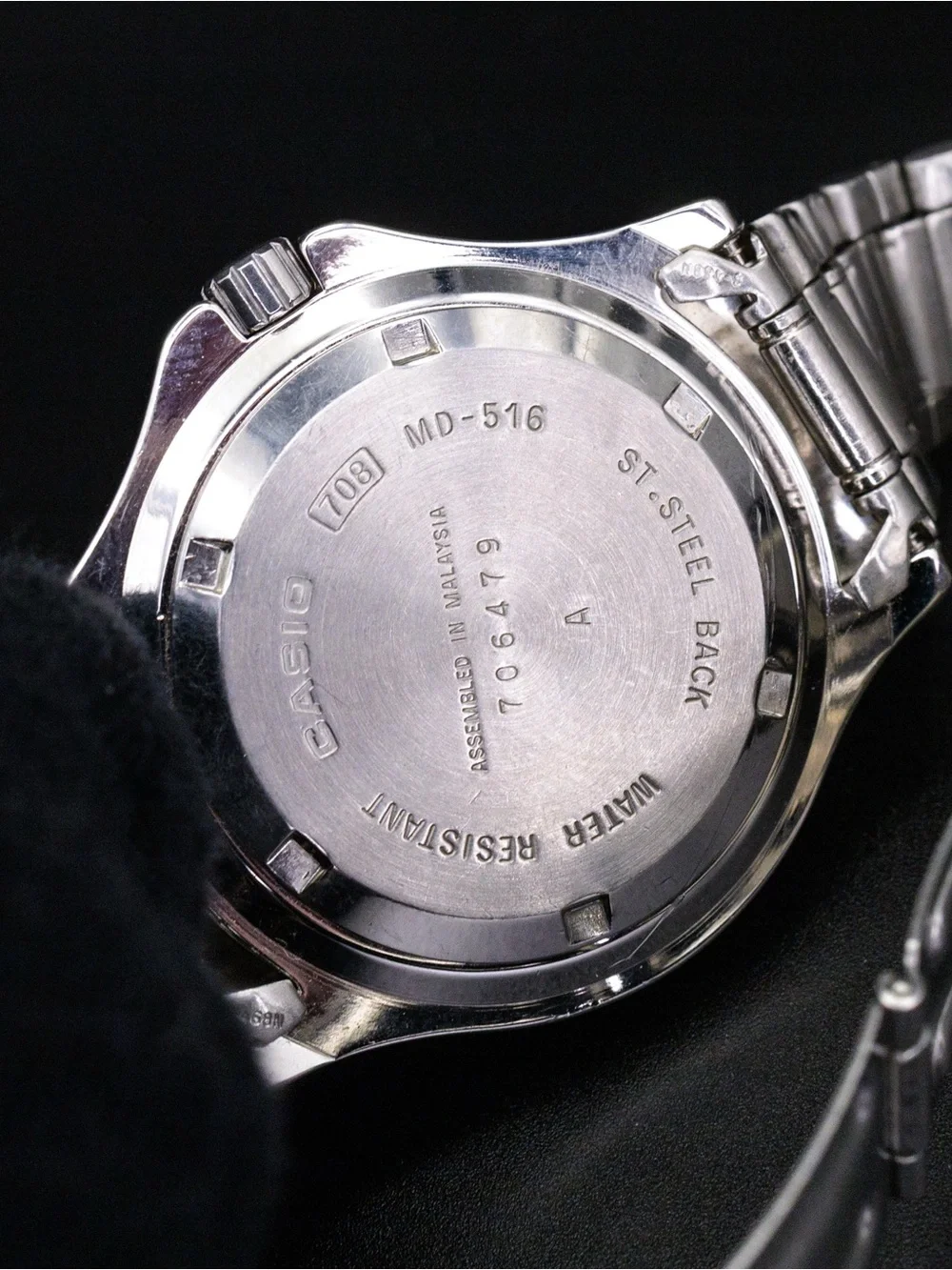 Casio Rare MD-516 Vintage 38mm Date JDM Import Quartz Watch